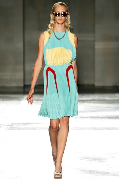 Look 21